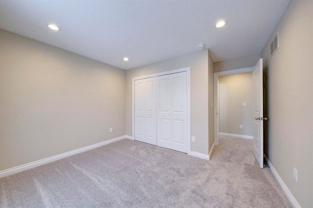 33724 Barrington Street, Westland, MI 48186