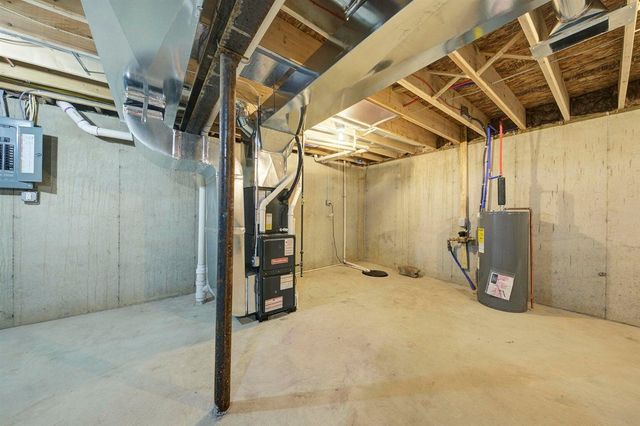 33724 Barrington Street, Westland, MI 48186