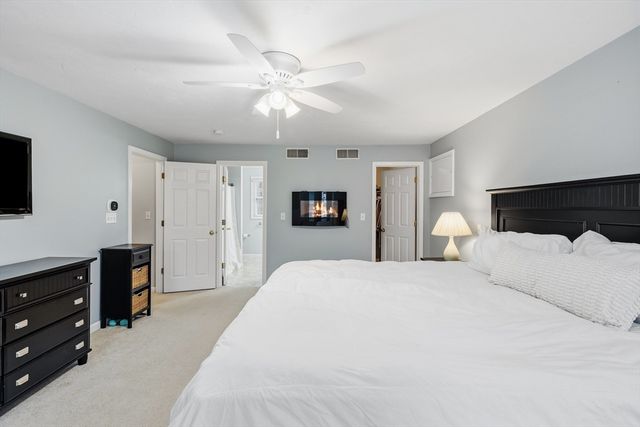 380 Richardson Road, Dracut, MA 01826