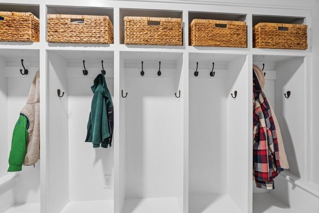 380 Richardson Road, Dracut, MA 01826