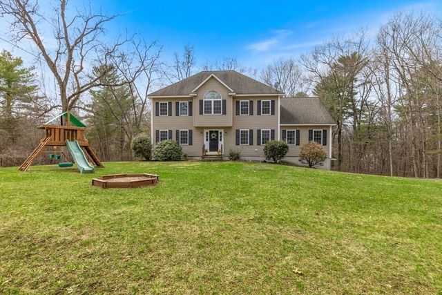 380 Richardson Road, Dracut, MA 01826