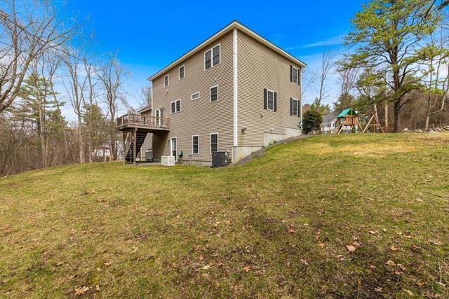 380 Richardson Road, Dracut, MA 01826
