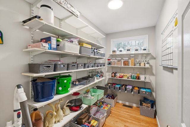 380 Richardson Road, Dracut, MA 01826