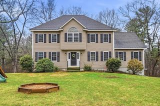 380 Richardson Road, Dracut, MA 01826