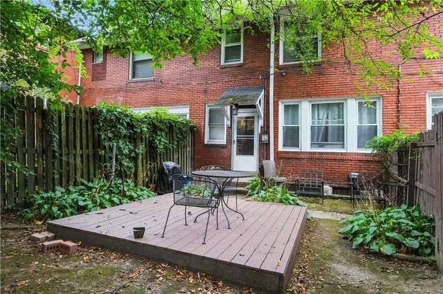 5656 Northumberland St, Squirrel Hill, PA 15217