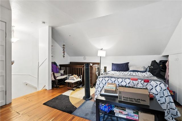 5656 Northumberland St, Squirrel Hill, PA 15217