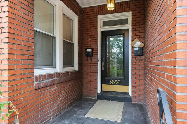 5656 Northumberland St, Squirrel Hill, PA 15217