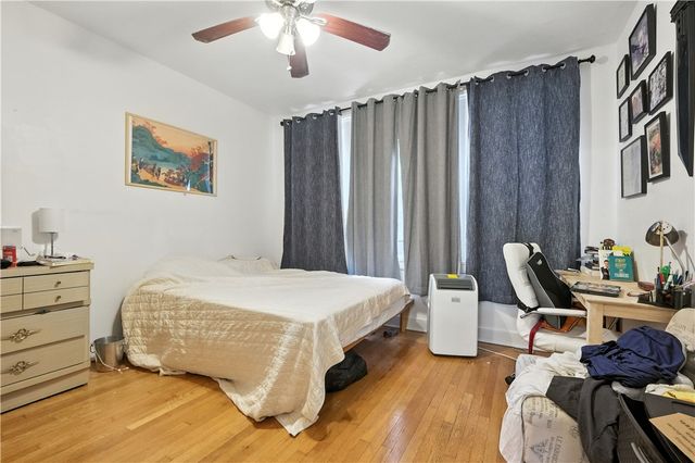 5656 Northumberland St, Squirrel Hill, PA 15217