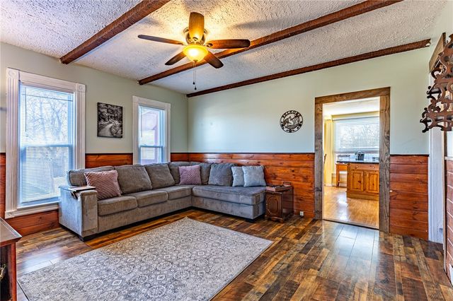 11 Hunter Street, Bergen, NY 14416