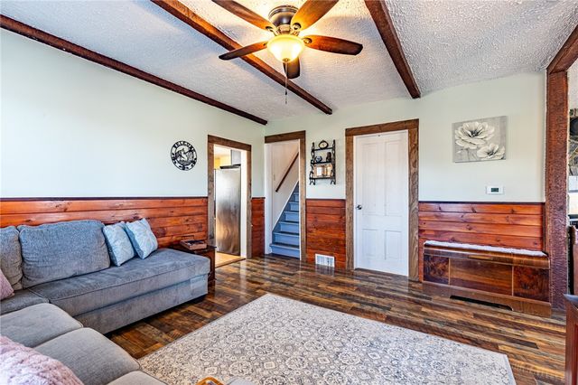 11 Hunter Street, Bergen, NY 14416