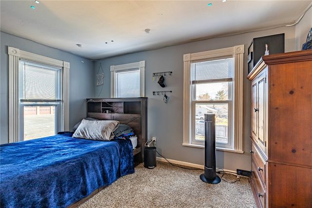 11 Hunter Street, Bergen, NY 14416