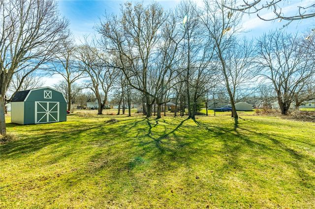 11 Hunter Street, Bergen, NY 14416