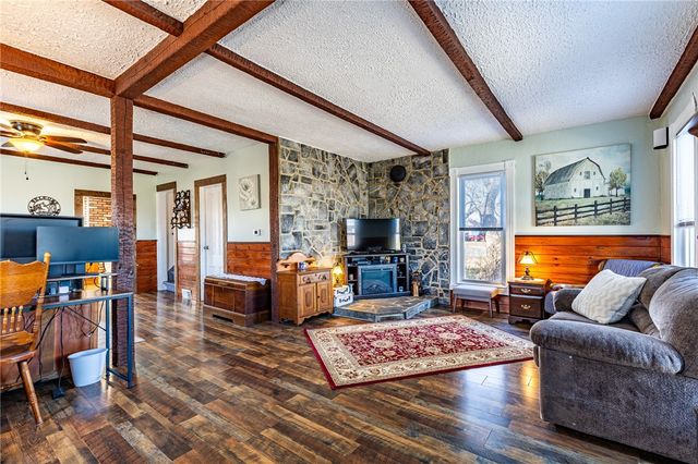 11 Hunter Street, Bergen, NY 14416