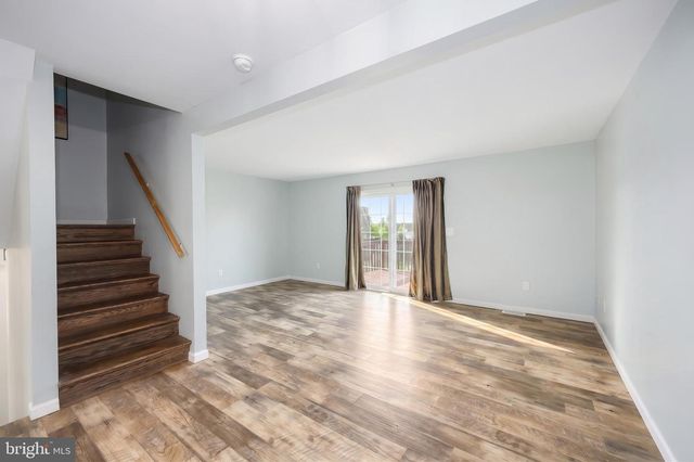 24 SQUIRE CIR, Mcsherrystown, PA 17344