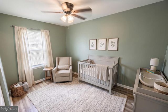 24 SQUIRE CIR, Mcsherrystown, PA 17344