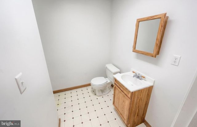 24 SQUIRE CIR, Mcsherrystown, PA 17344