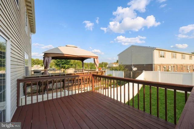 24 SQUIRE CIR, Mcsherrystown, PA 17344