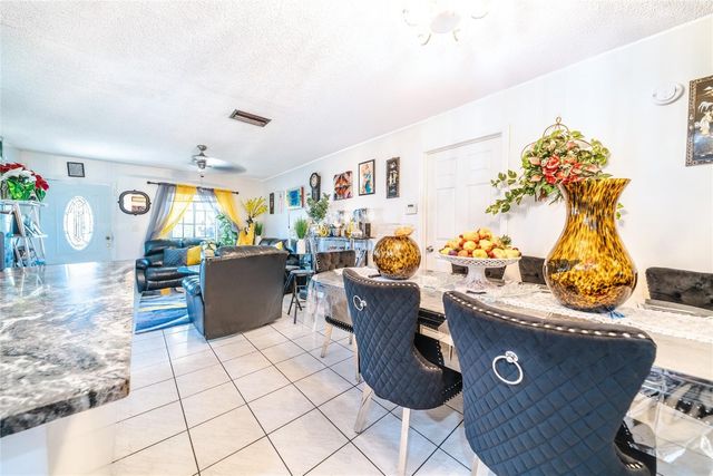 419 SW 80th Avenue, Pompano Beach, FL 33068