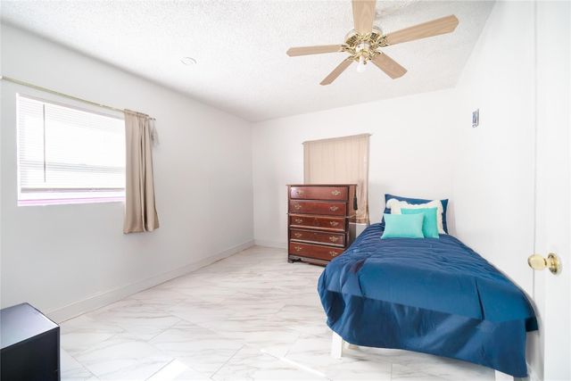 419 SW 80th Avenue, Pompano Beach, FL 33068