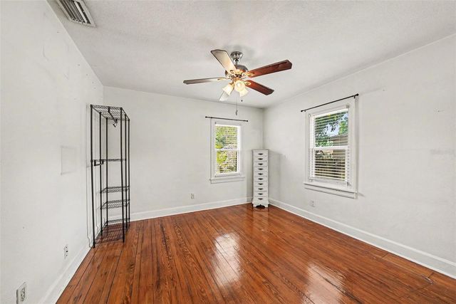 2827 9TH AVENUE N, St Petersburg, FL 33713