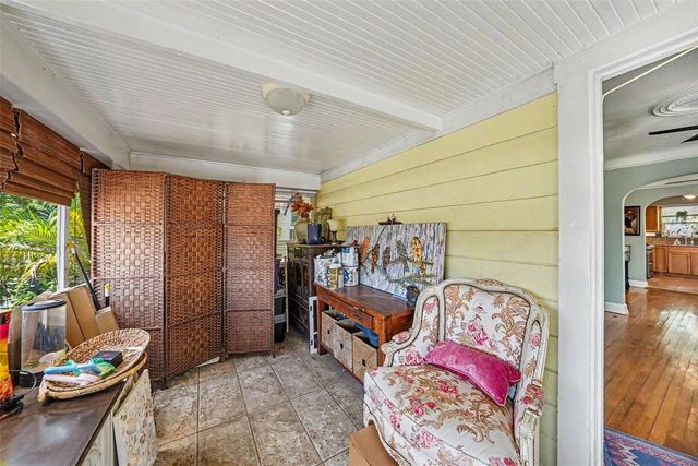 2827 9TH AVENUE N, St Petersburg, FL 33713