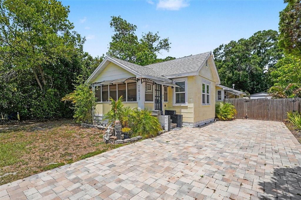 2827 9TH AVENUE N, St Petersburg, FL 33713