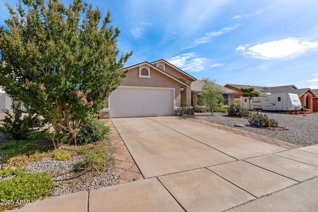 2563 GOLDEN EAGLE Drive, Sierra Vista, AZ 85650