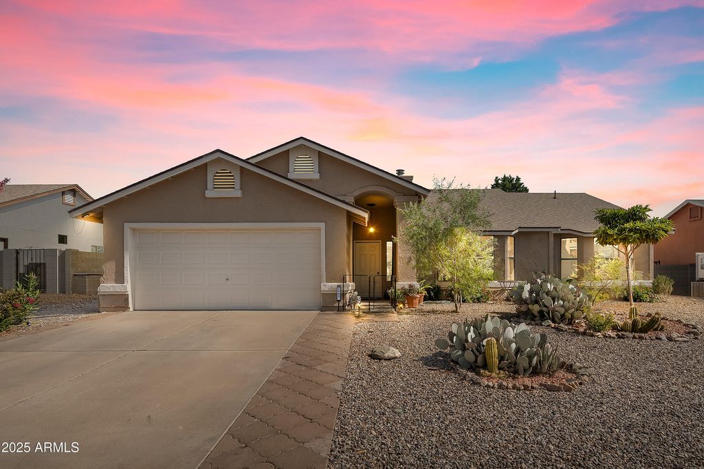 2563 GOLDEN EAGLE Drive, Sierra Vista, AZ 85650