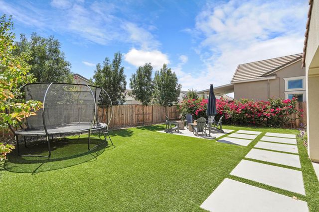 2906 Ashton St, Lodi, CA 95242