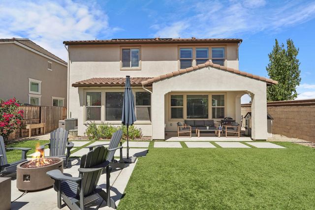 2906 Ashton St, Lodi, CA 95242