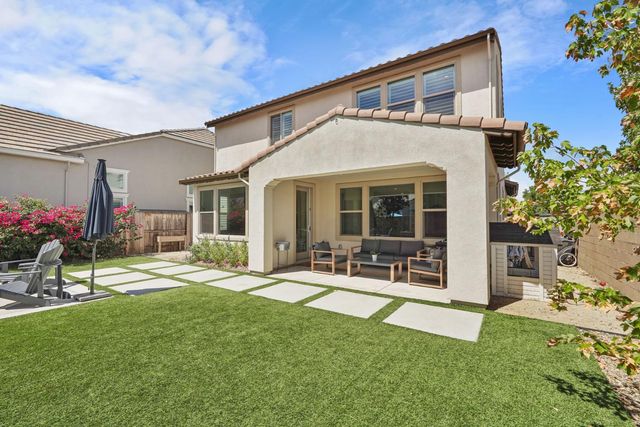 2906 Ashton St, Lodi, CA 95242