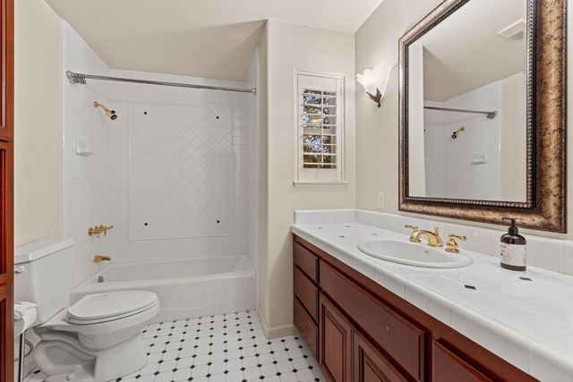2420 Loch Way, El Dorado Hills, CA 95762