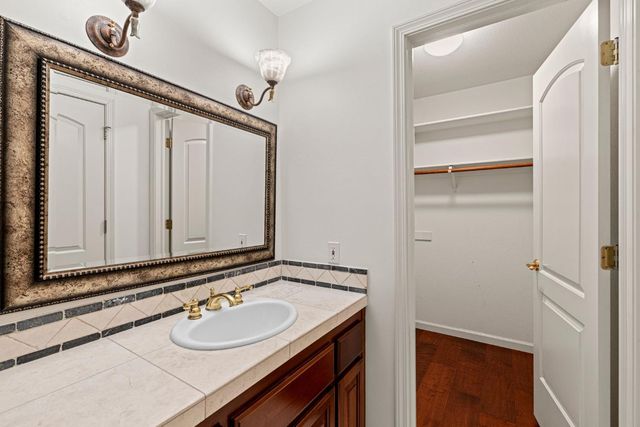 2420 Loch Way, El Dorado Hills, CA 95762