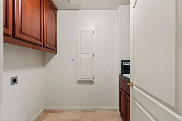 2420 Loch Way, El Dorado Hills, CA 95762
