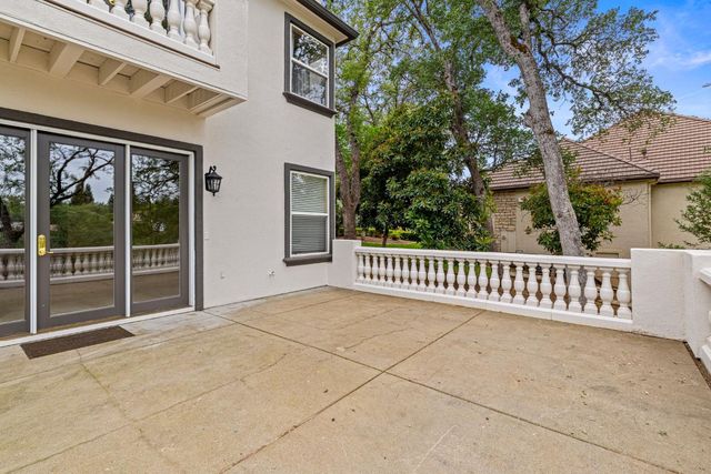 2420 Loch Way, El Dorado Hills, CA 95762