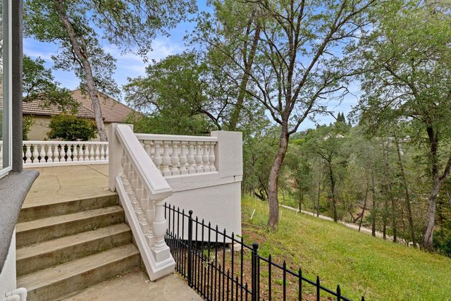 2420 Loch Way, El Dorado Hills, CA 95762