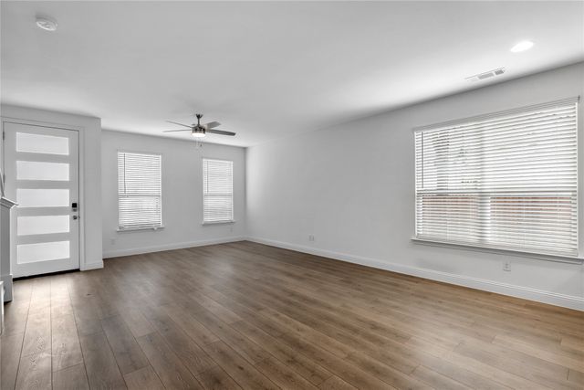 228 Sunset Lane, Fort Worth, TX 76114