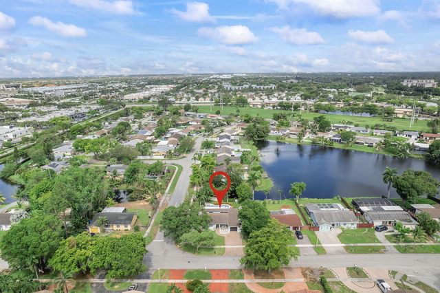 400 NW 98TH Avenue, Pembroke Pines, FL 33024