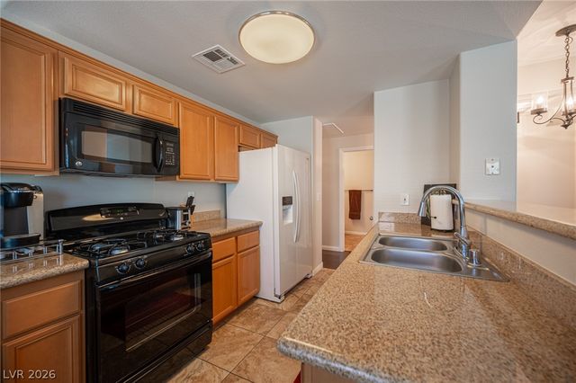 7701 West Robindale Road 274, Las Vegas, NV 89113