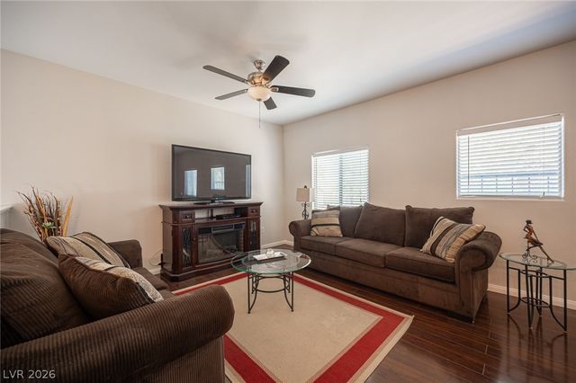 7701 West Robindale Road 274, Las Vegas, NV 89113
