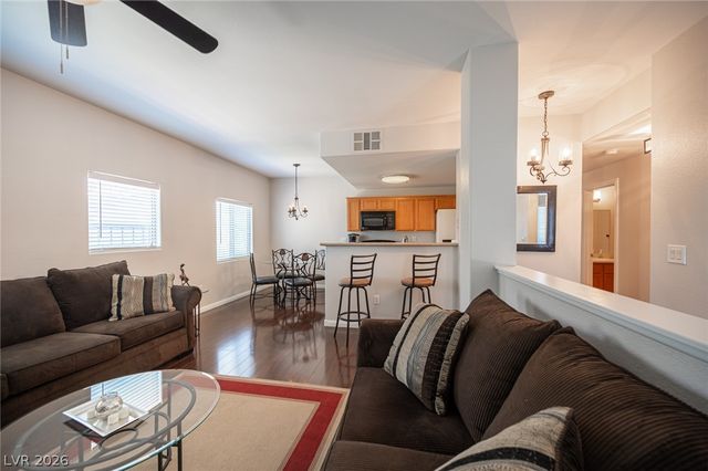7701 West Robindale Road 274, Las Vegas, NV 89113