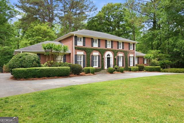 5044 Wellington Drive, Macon, GA 31210