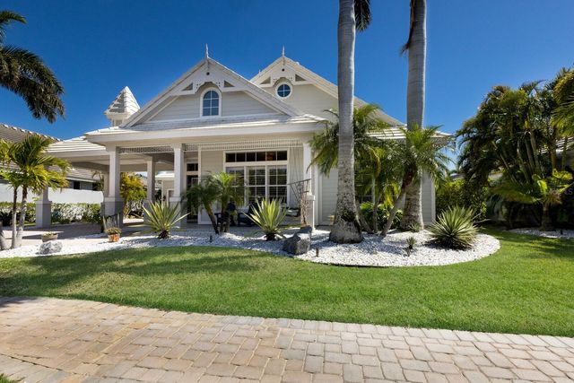 541 FORE DRIVE, Bradenton, FL 34208