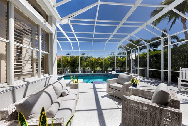 541 FORE DRIVE, Bradenton, FL 34208