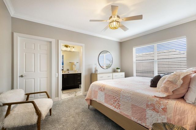 541 FORE DRIVE, Bradenton, FL 34208