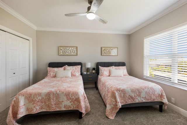 541 FORE DRIVE, Bradenton, FL 34208