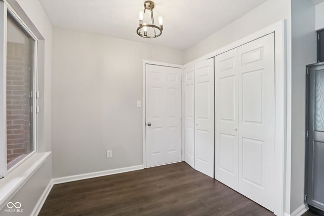 9364 Oak Run East Drive, Indianapolis, IN 46260