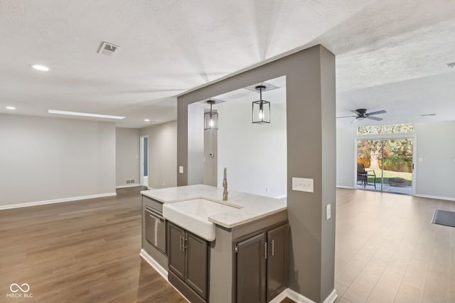 9364 Oak Run East Drive, Indianapolis, IN 46260