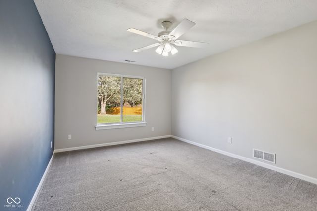 9364 Oak Run East Drive, Indianapolis, IN 46260