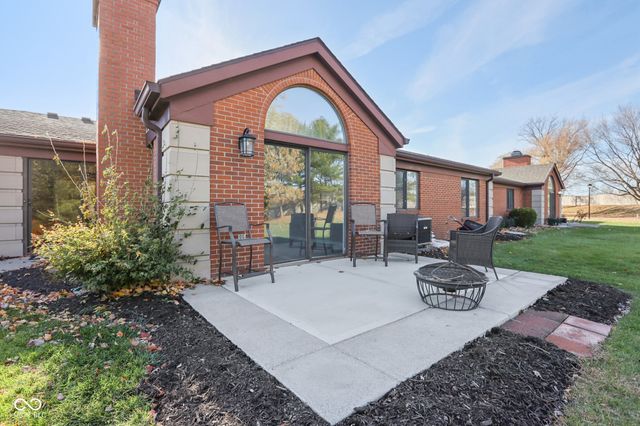 9364 Oak Run East Drive, Indianapolis, IN 46260